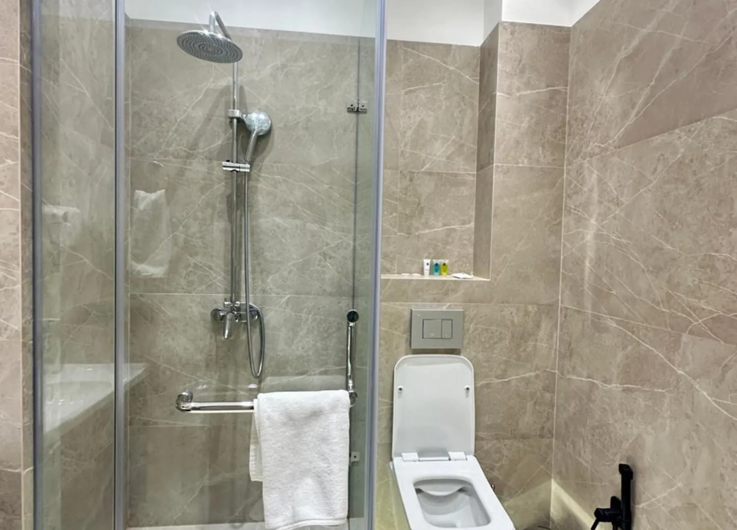 Hostel Megapark Appartments Almaty Kazakhstan